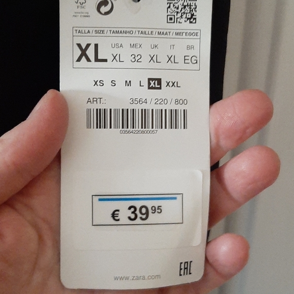 FUN AND FUNKY black Zara pants. - Picture 4 of 8